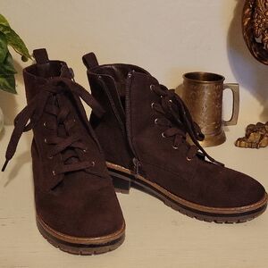 Brown Lace-Up Ankle Boots by Kasha